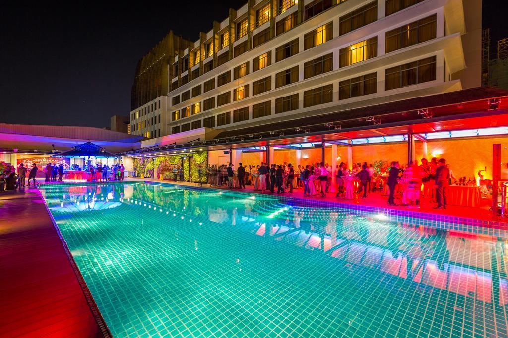 Nagaworld Hotel & Entertainment Complex Phnom Penh Extérieur photo